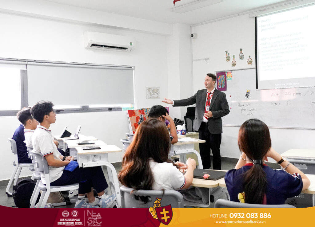 DISCOVER THE ONLY EXCLUSIVE AMERICAN EDUCATION PROGRAM IN VIETNAM